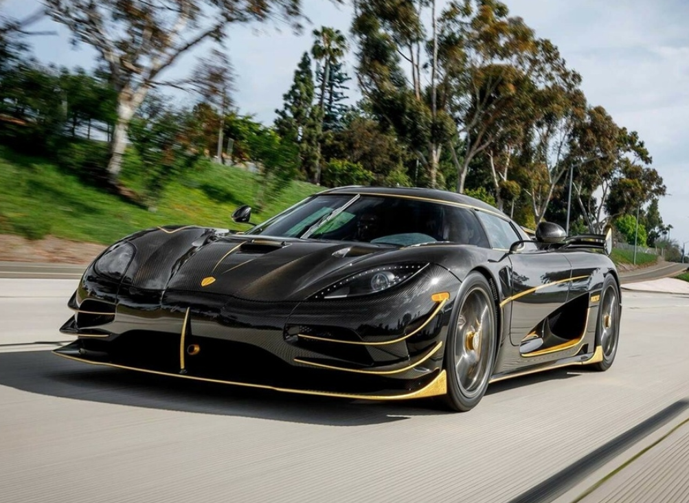 PREORDER VMB x Miniature Planet 1:18 Koenigsegg Agera RS 'Phoenix'