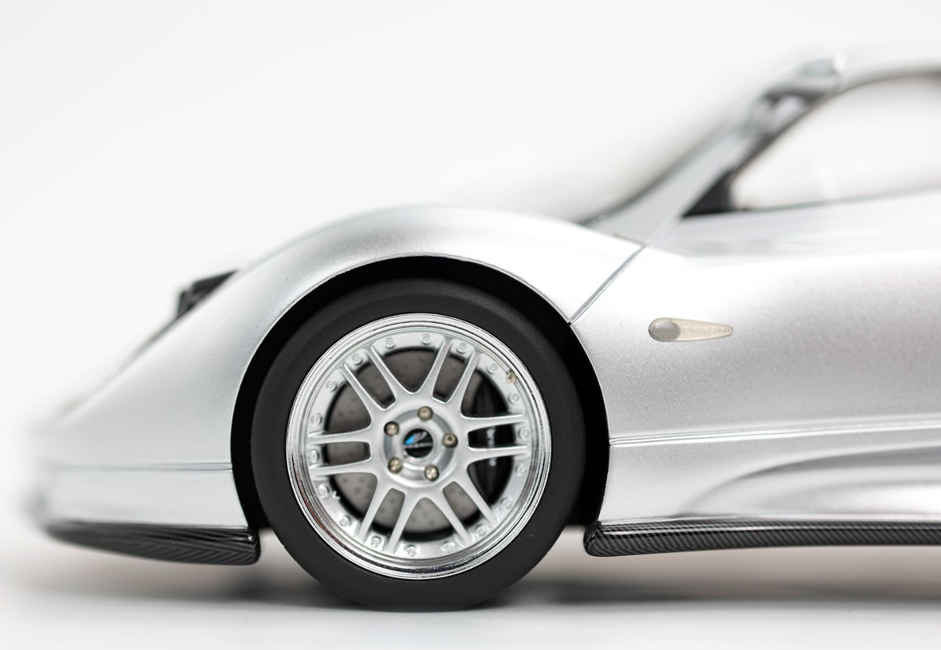 PREORDER BBR 1:18 Pagani ZONDA C12 001 1999 Silver 20th anniversary restoration