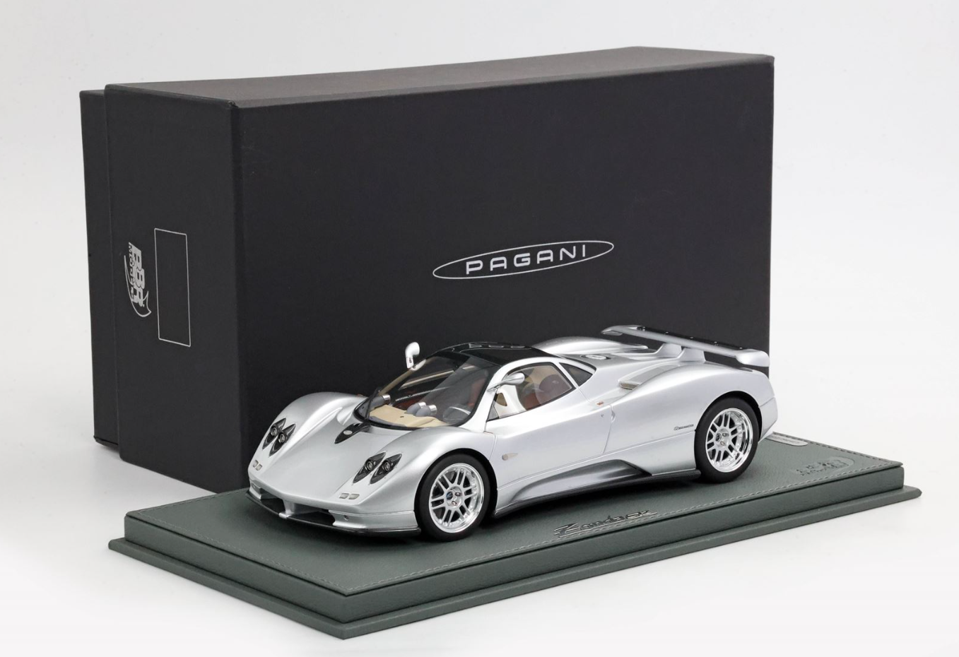 PREORDER BBR 1:18 Pagani ZONDA C12 001 1999 Silver 20th anniversary restoration