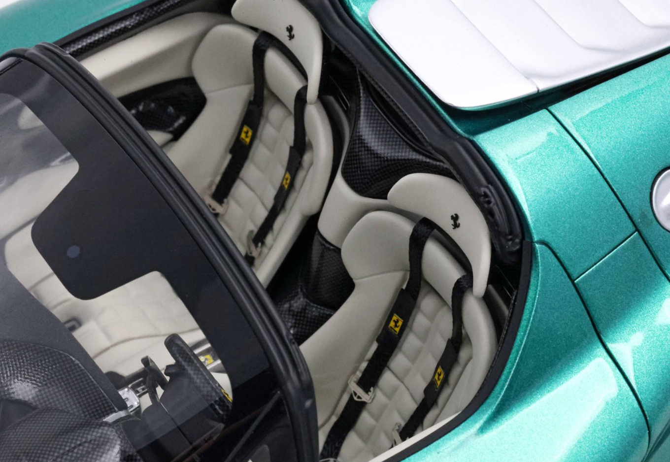 PREORDER BBR Models 1:18 Ferrari SP3 Daytona Open Roof'