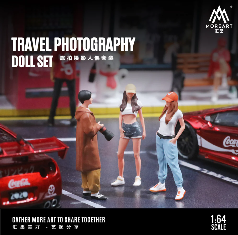 Moreart 1:64 Travel Photography Doll Set
