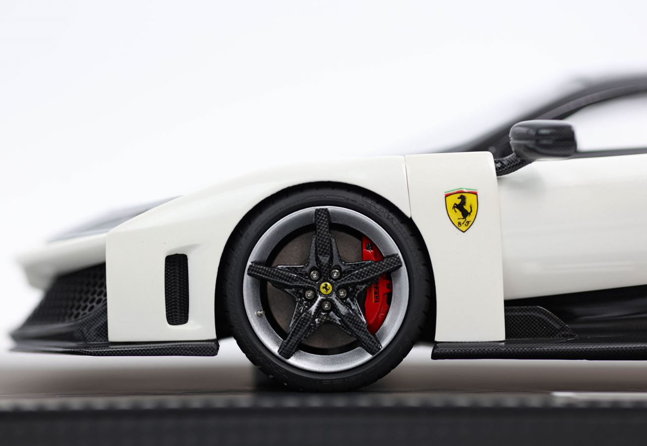PREORDER BBR 1:18 Ferrari F80 (Bianco Italia - Bicolore Wheels)