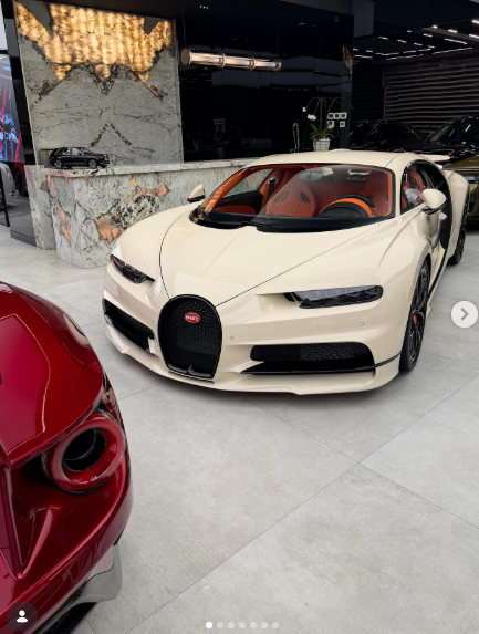 PREORDER 1:18 Bugatti Chiron Sport (White Coffee)