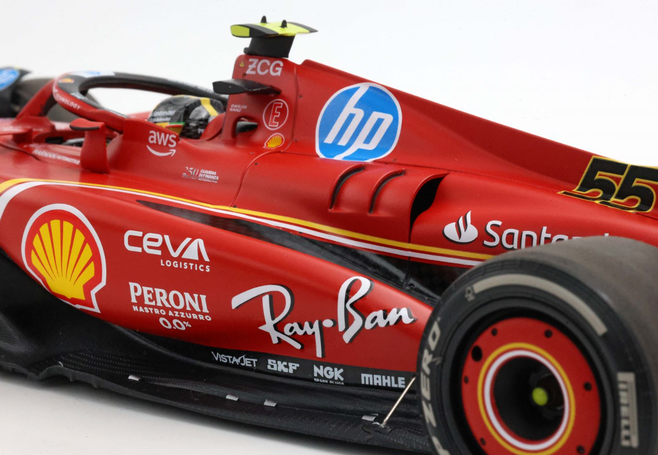 BBR 1:18 Ferrari SF24 ITALIAN GP 2024 - Monza Sainz 4th position (Luxury Pack)