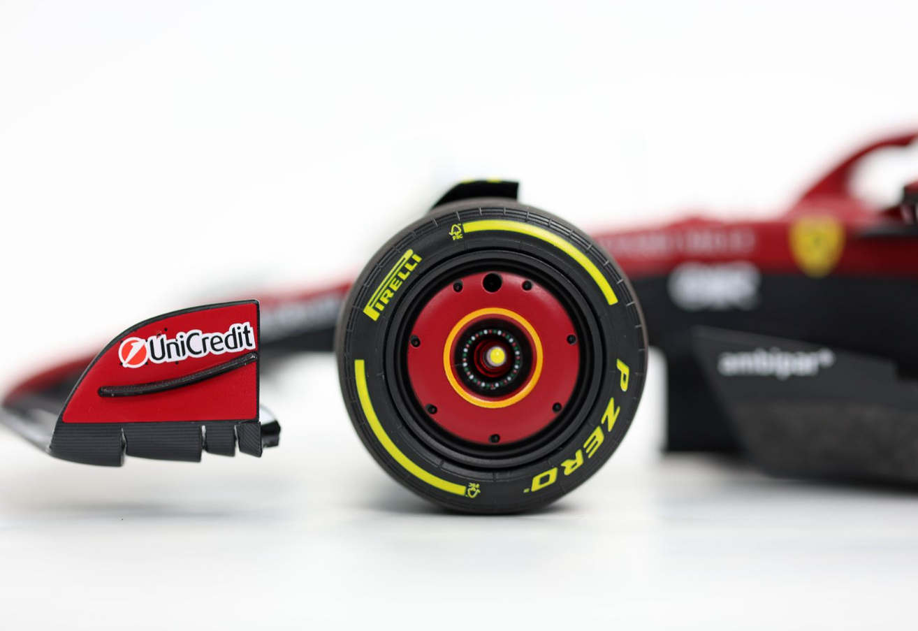 PREORDER BBR 1:18 Ferrari SF25 F1 China GP - WINNER HAMILTON - SPECIAL COFFRAIN