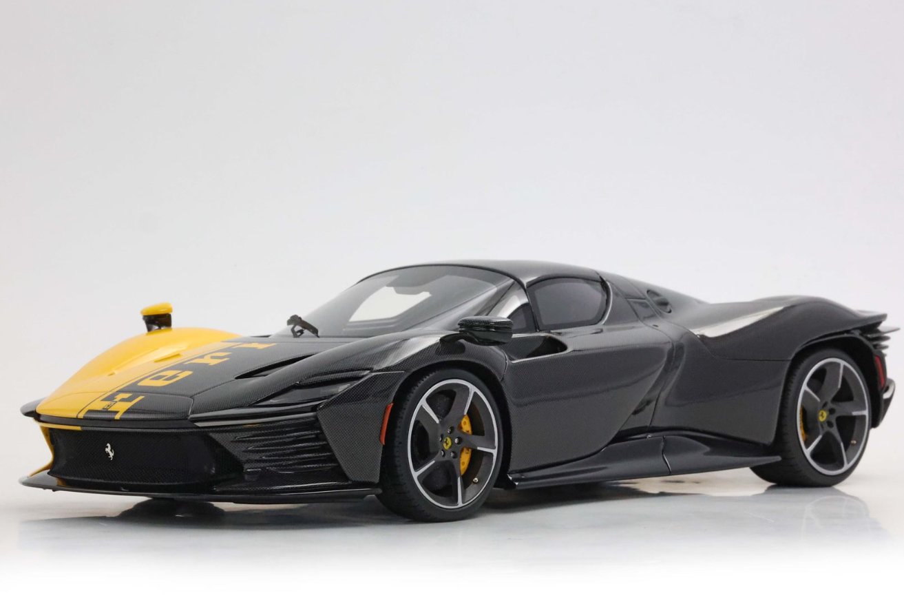 BBR 1:18 Ferrari SP3 Daytona 599+1 spider (Giallo Modena/Carbon fiber)