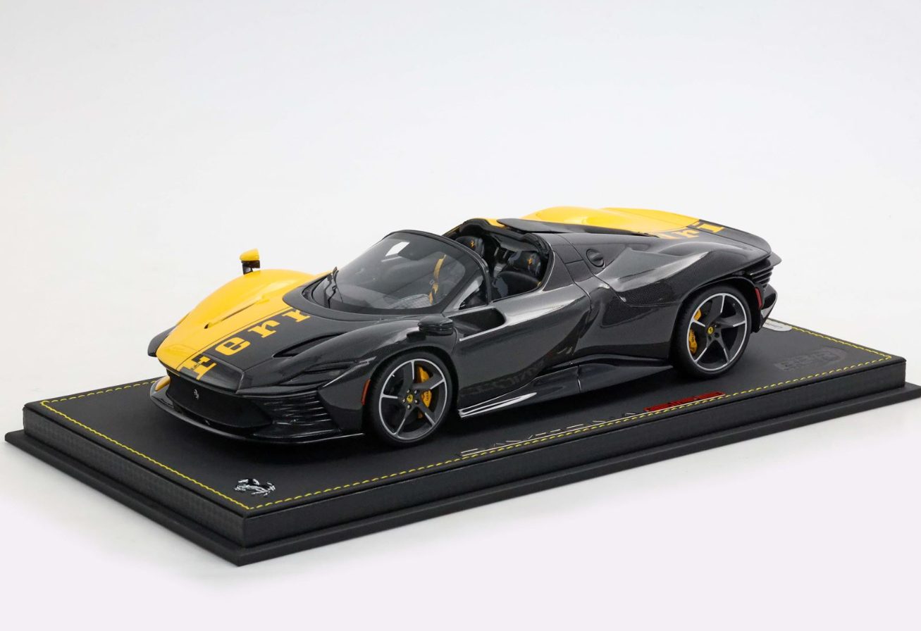 BBR 1:18 Ferrari SP3 Daytona 599+1 spider (Giallo Modena/Carbon fiber)