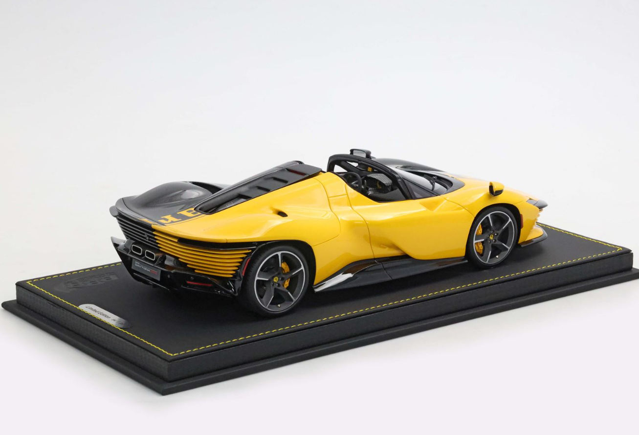 BBR 1:18 Ferrari SP3 Daytona 599+1 spider (Giallo Modena/Carbon fiber)