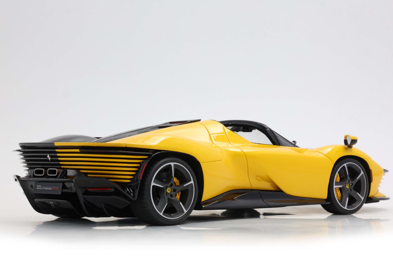 BBR 1:18 Ferrari SP3 Daytona 599+1 spider (Giallo Modena/Carbon fiber)