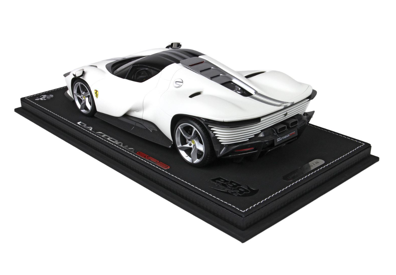 [PRE-ORDER] BBR 1:18 Ferrari SP3 Daytona 'Closed Roof' - Matt Metallic Italian White