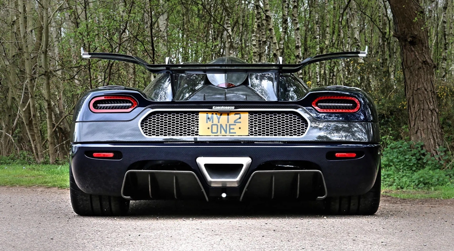 PREORDER 1:18 Koenigsegg One:1 (Blue Carbon)