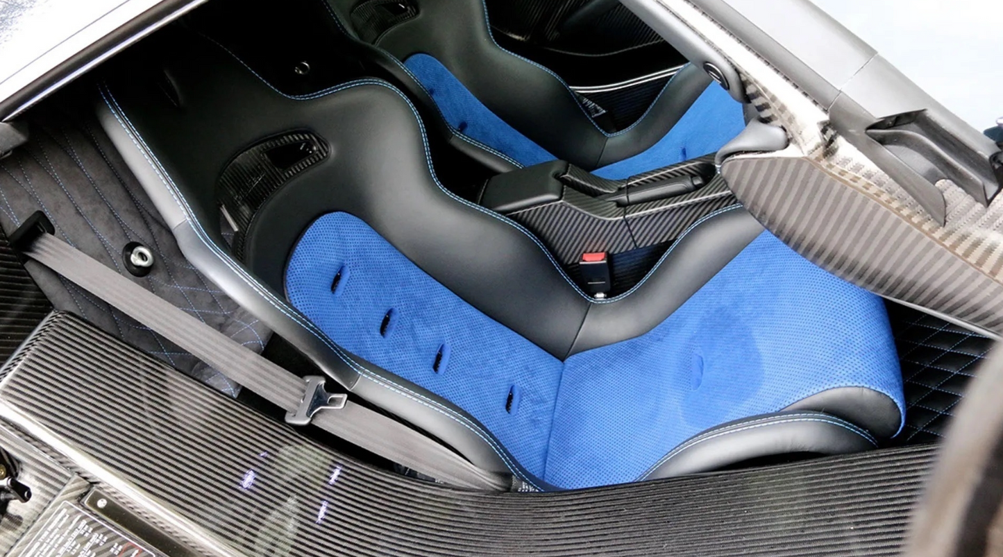 PREORDER 1:18 Koenigsegg One:1 (Blue Carbon)