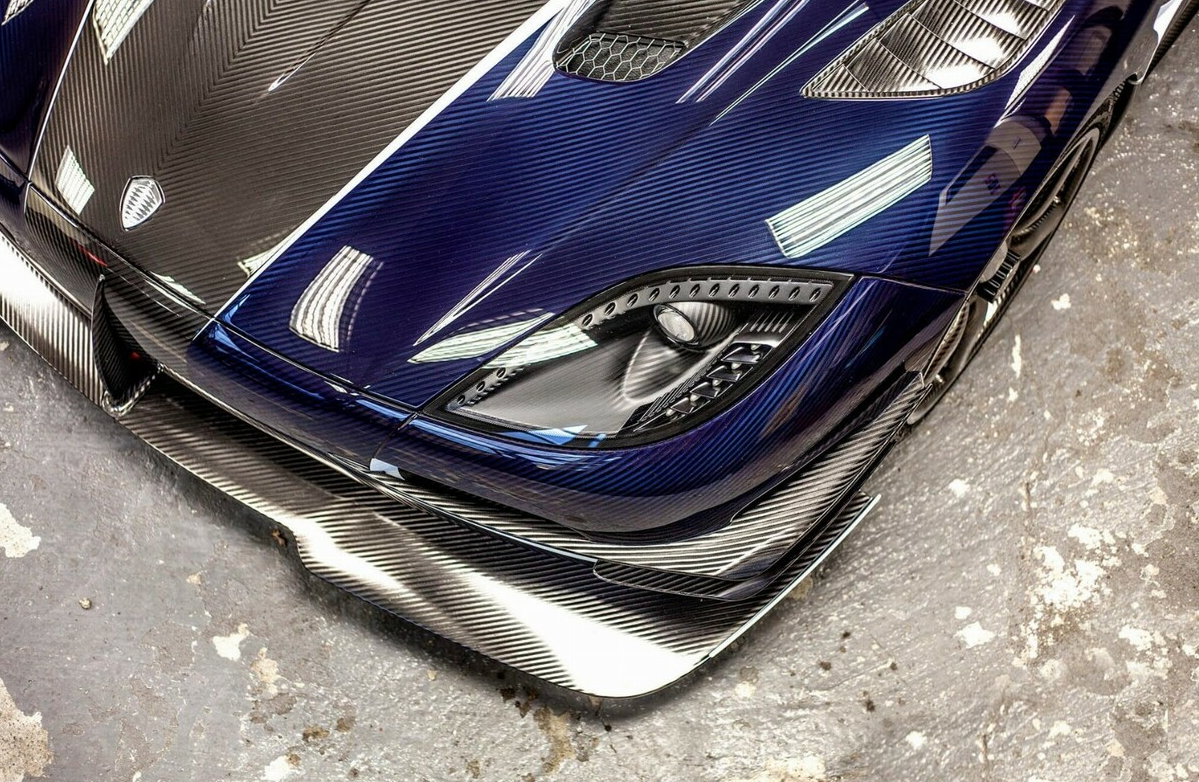 PREORDER 1:18 Koenigsegg One:1 (Blue Carbon)