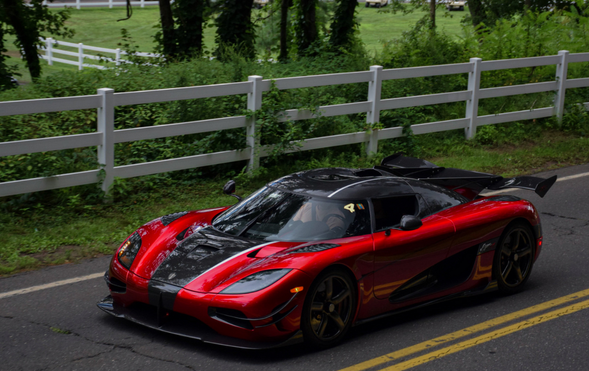 VMB x Miniature Planet 1:18 Koenigsegg Agera RS 'XS' - The King (Karosserie Red)