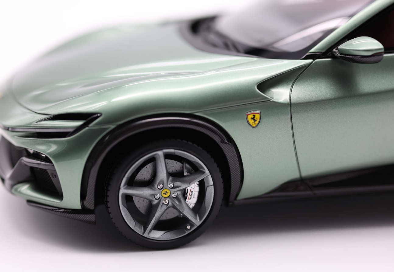 BBR 1:18 Ferrari Purosangue Piero Ferrari (Carbon base) - Dora Green
