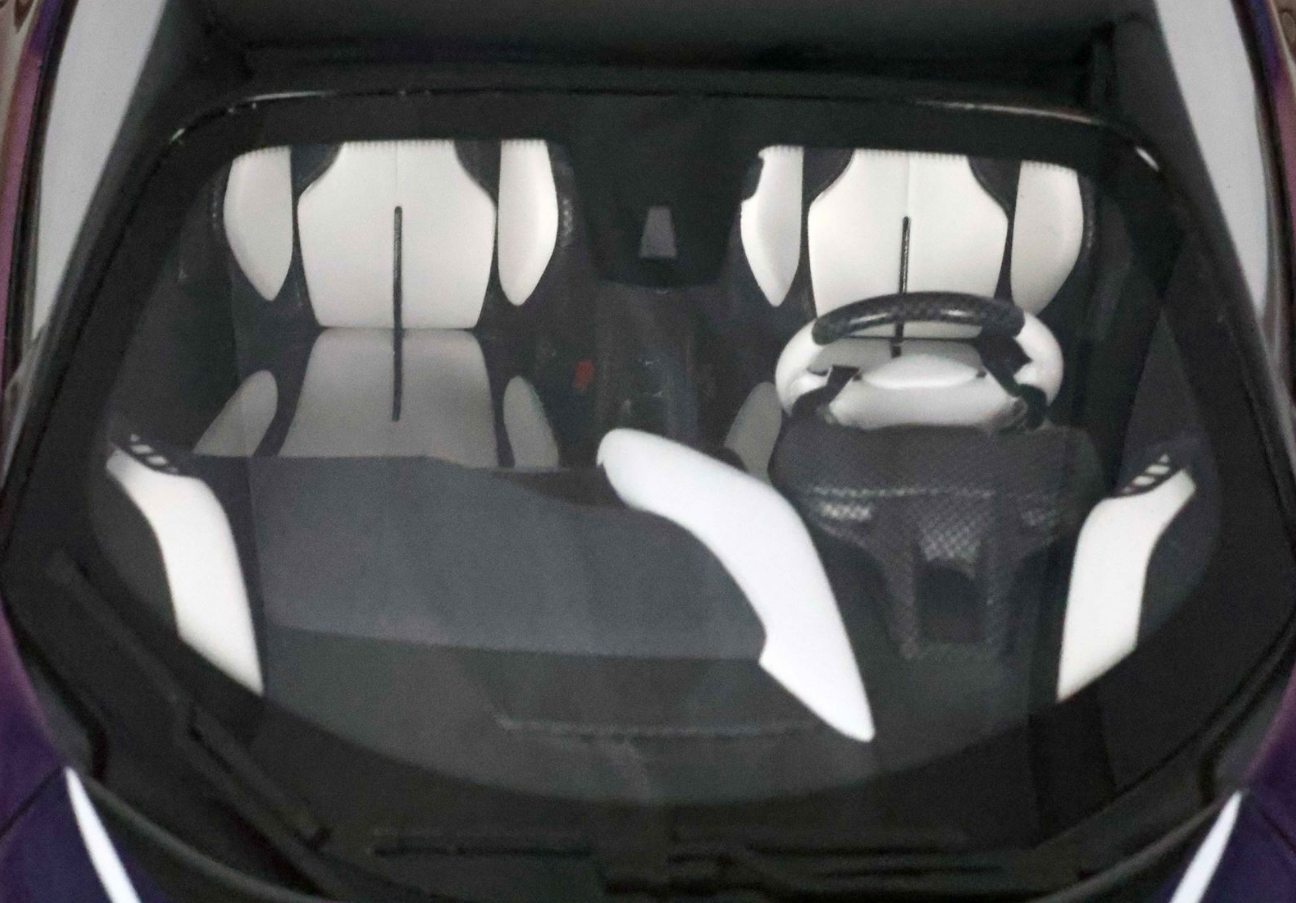 [PRE-ORDER] BBR 1:18 Ferrari SF90 XX Stradale (Chamaleon and black roof - white details)