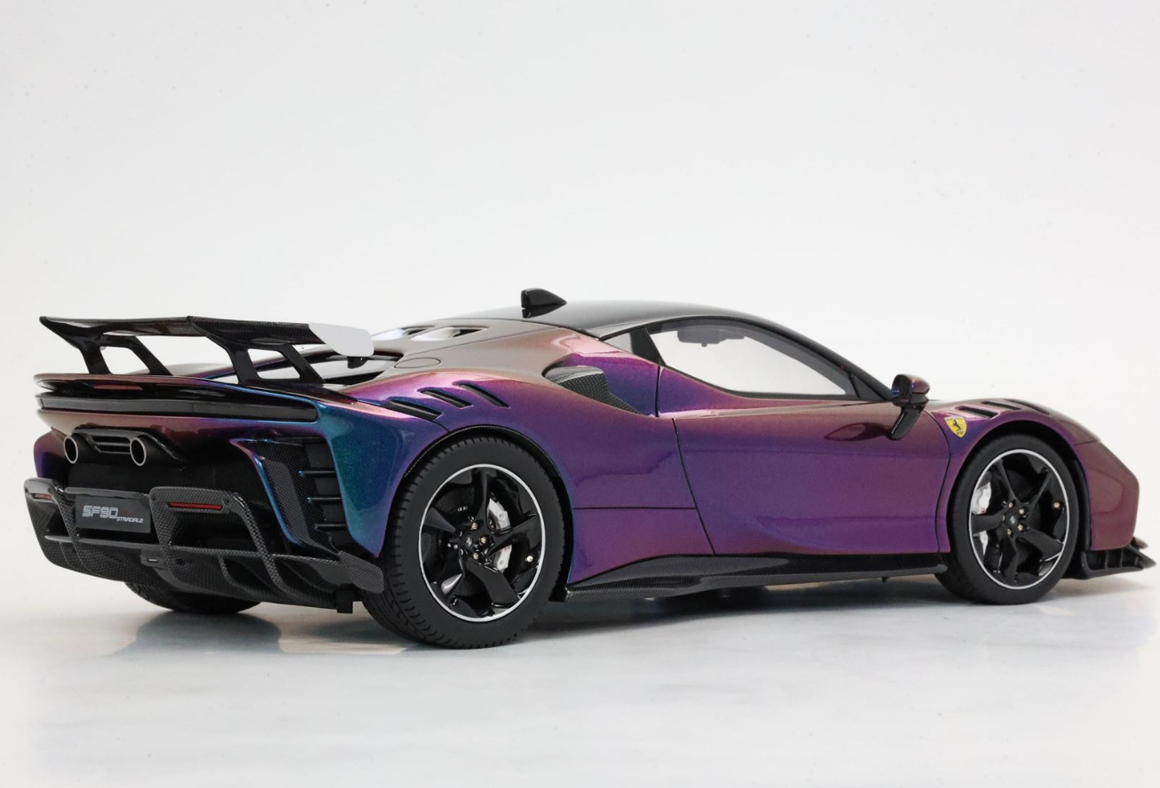 [PRE-ORDER] BBR 1:18 SF90 XX Stradale (Chamaleon and black roof)