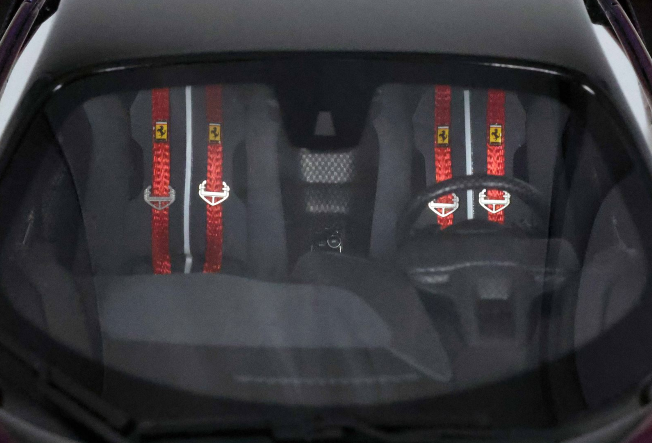 [PRE-ORDER] BBR 1:18 SF90 XX Stradale (Chamaleon and black roof)