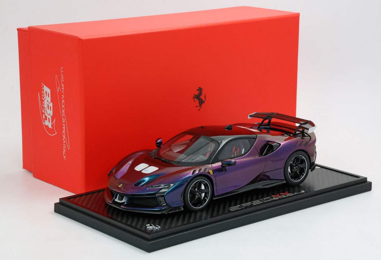 [PRE-ORDER] BBR 1:18 SF90 XX Stradale (Chamaleon and black roof)