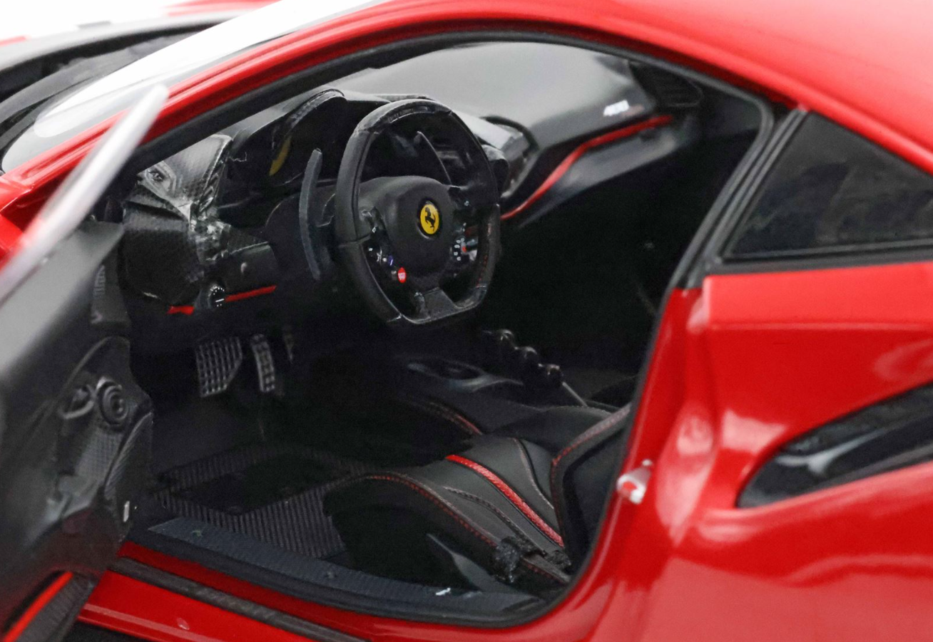 PREORDER BBR 1:18 Ferrari 488 Pista 'Open/Close' (Rosso Corsa w/ Stripe)