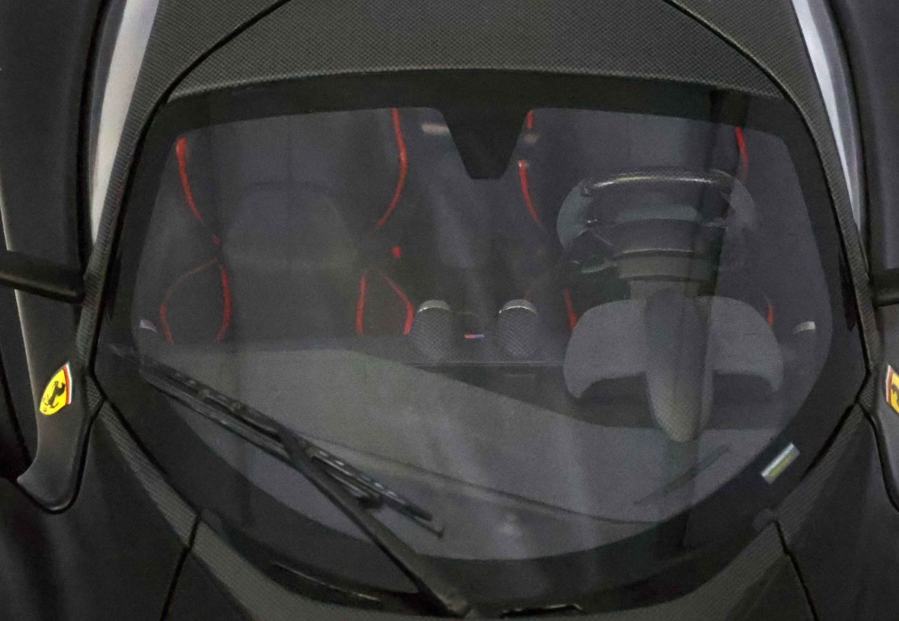 BBR 1:18 Ferrari Laferrari (Matt Black)