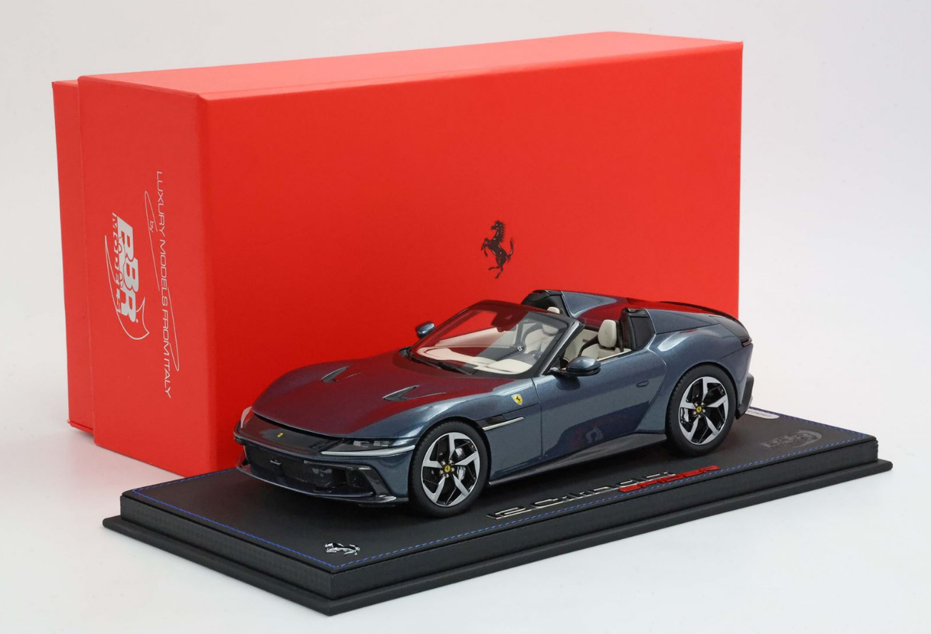 BBR 1:18 Ferrari 12Cilindri Spider (Roma Blue)