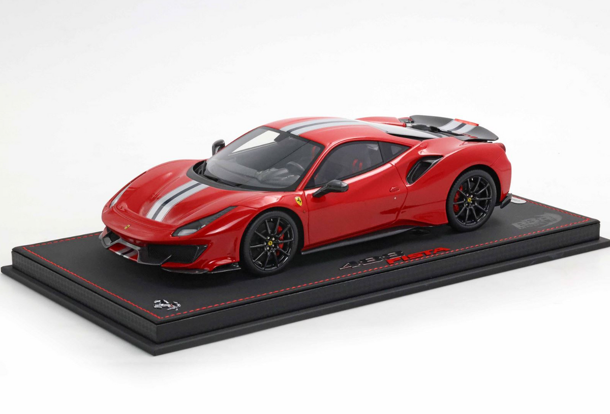 BBR 1:18 Ferrari 488 Pista (Metallic Rosso Corsa with Carbon wheels and wing)