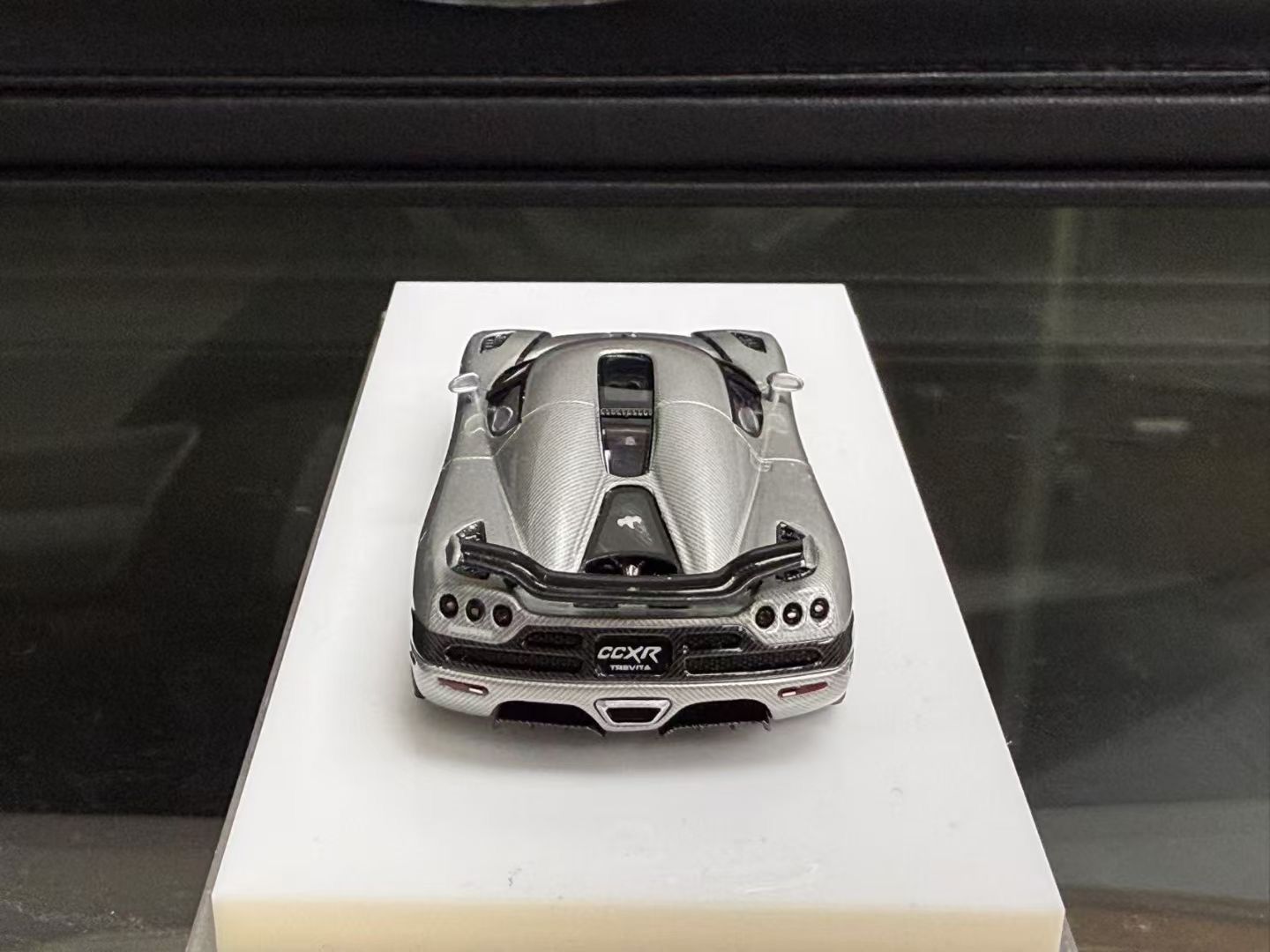 [PRE-ORDER] VMB 1:64 Koenigsegg CCX-R Trevita (Carbon Silver)