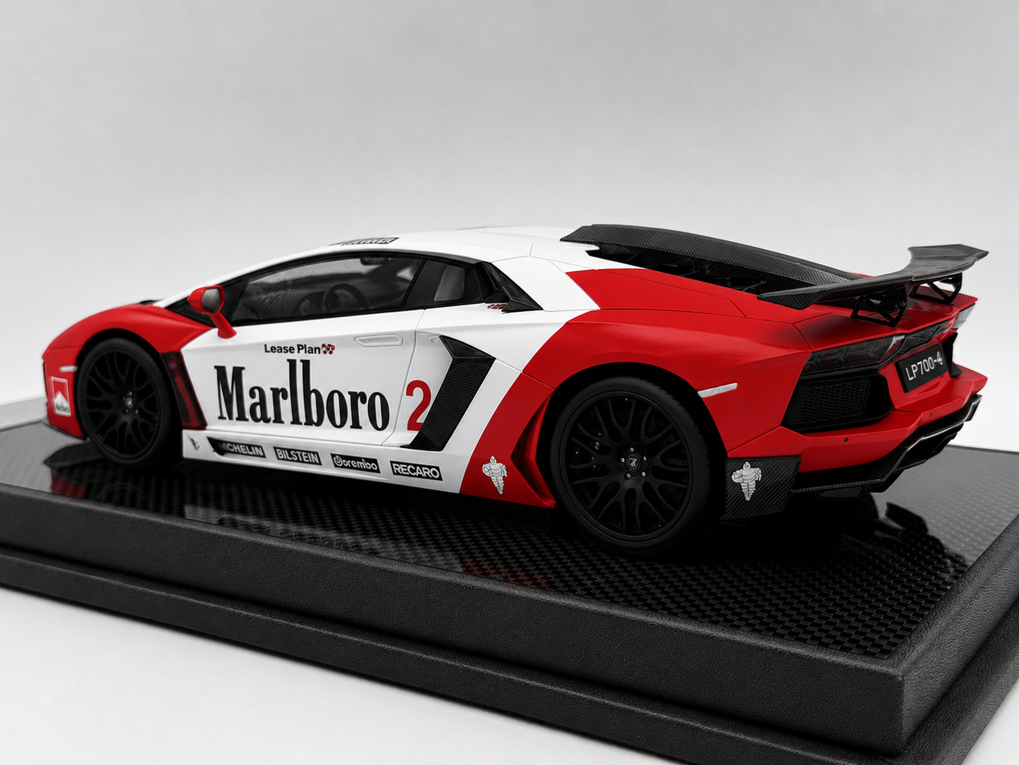 VMB x Miniature Planet 1:18 Lamborghini Aventador HAMANN 'Marlboro Livery'