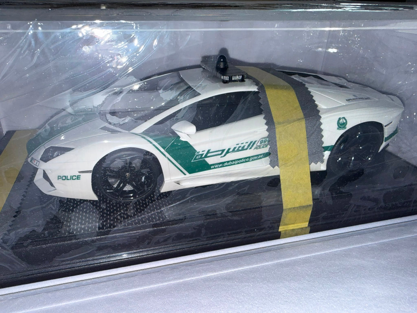 VMB 1:18 Lamborghini Aventador LP700-4 (Dubai Police)