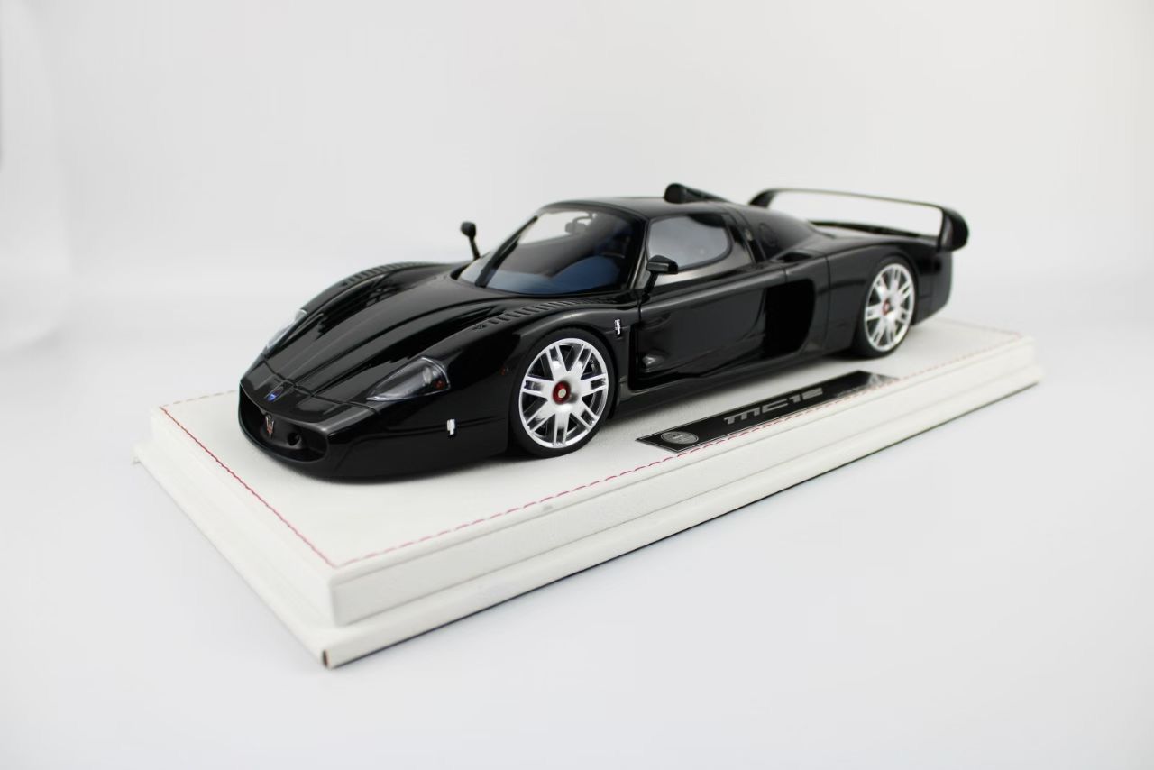 [PRE-ORDER] GL Model 1:18 Maserati MC12