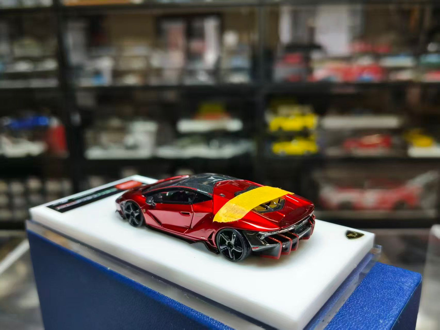 JDL 1:64 Lamborghini Centenario LP770-4 (Metallic Red)