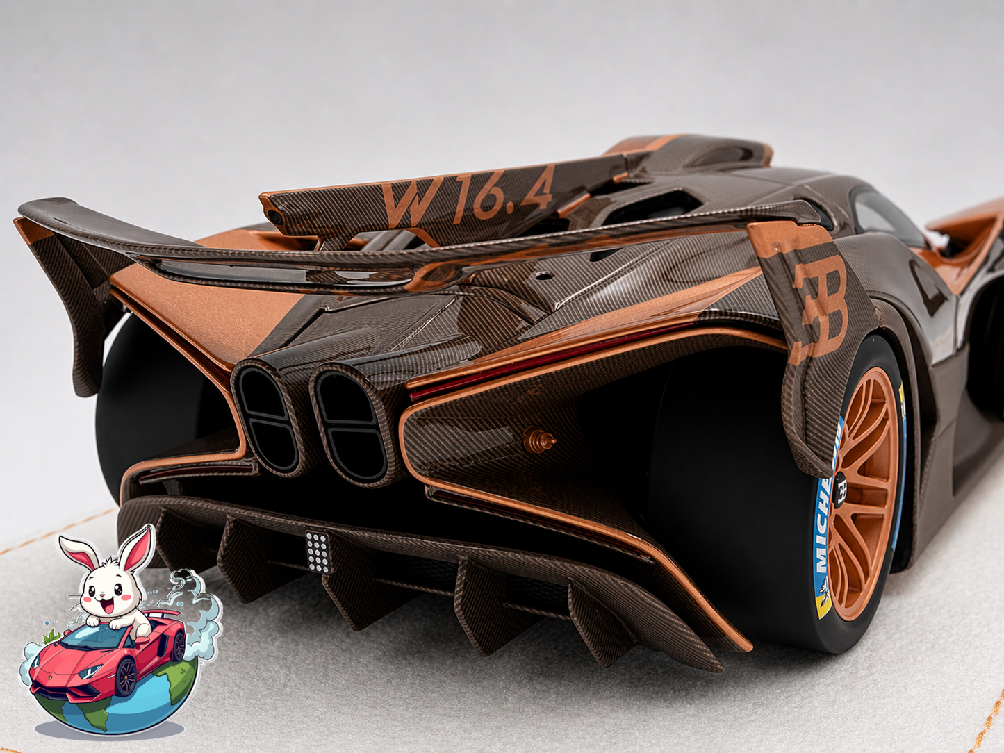 PREORDER Henson & Heaven 1:18 Bugatti Bolide (Brown Carbon) - Exclusive Model