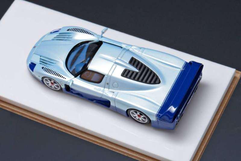 PREORDER YM Model 1:64 Maserati MC12