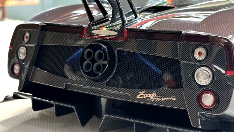 PREORDER Henson & Heaven 1:8 Pagani Zonda 760