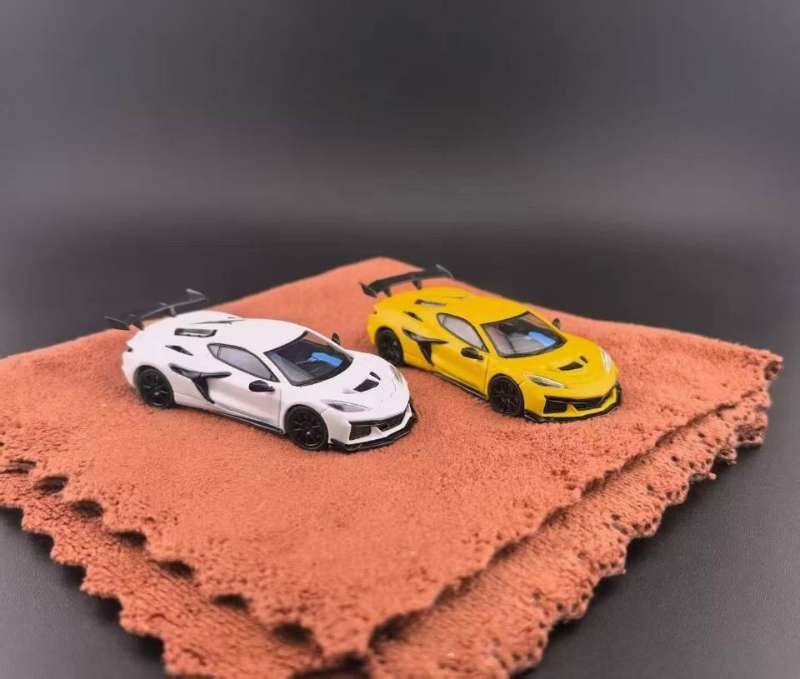 PREORDER Fine Works 1:64 Chevrolet Corvette ZR1 (C8)