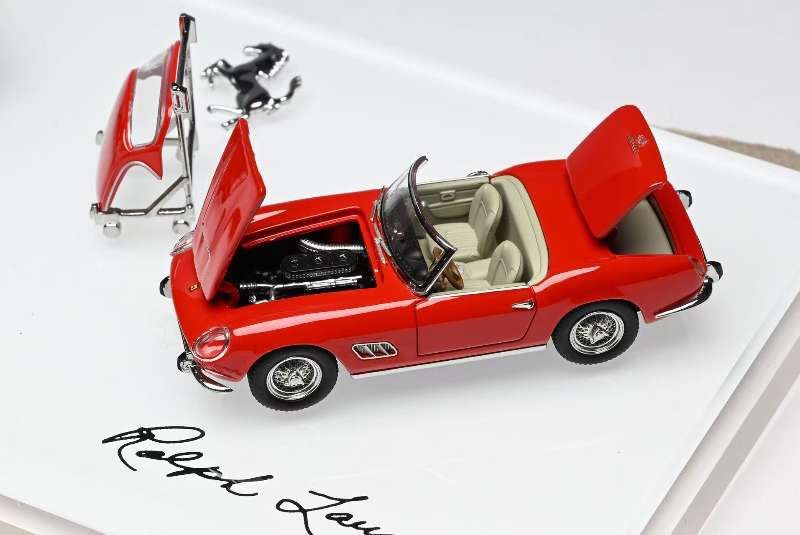 PREORDER GFCC 1:64 Cavallino 250 GT California & 250 Testarossa Ferrari