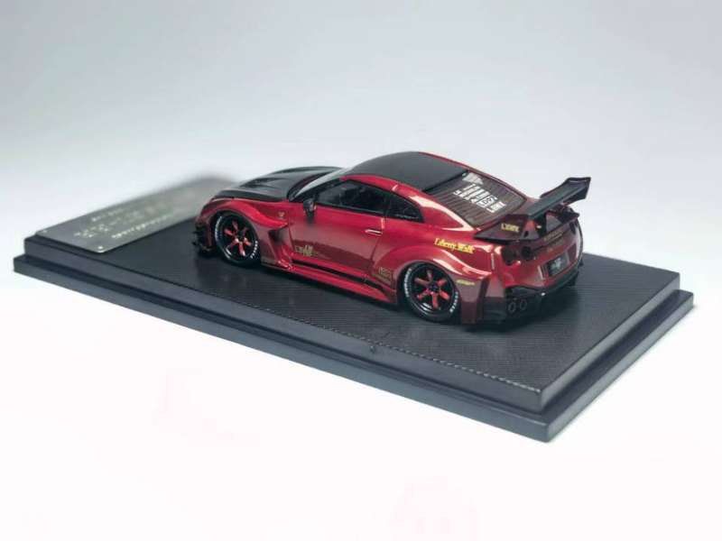 PREORDER MyModelCollect MC 1:64 Nissan GTR R35 LB-WORKS (Solid Red)