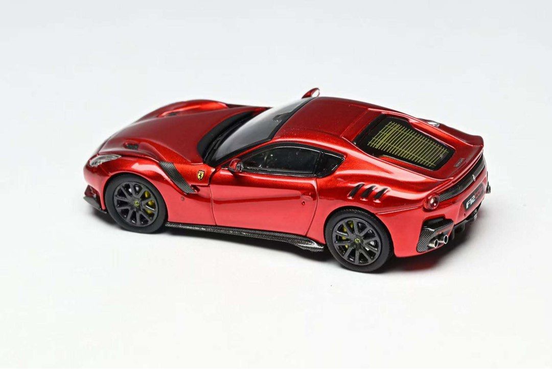 PREORDER Stance Hunters 1:64 Ferrari F12 TDF (Rosso Fuoco)