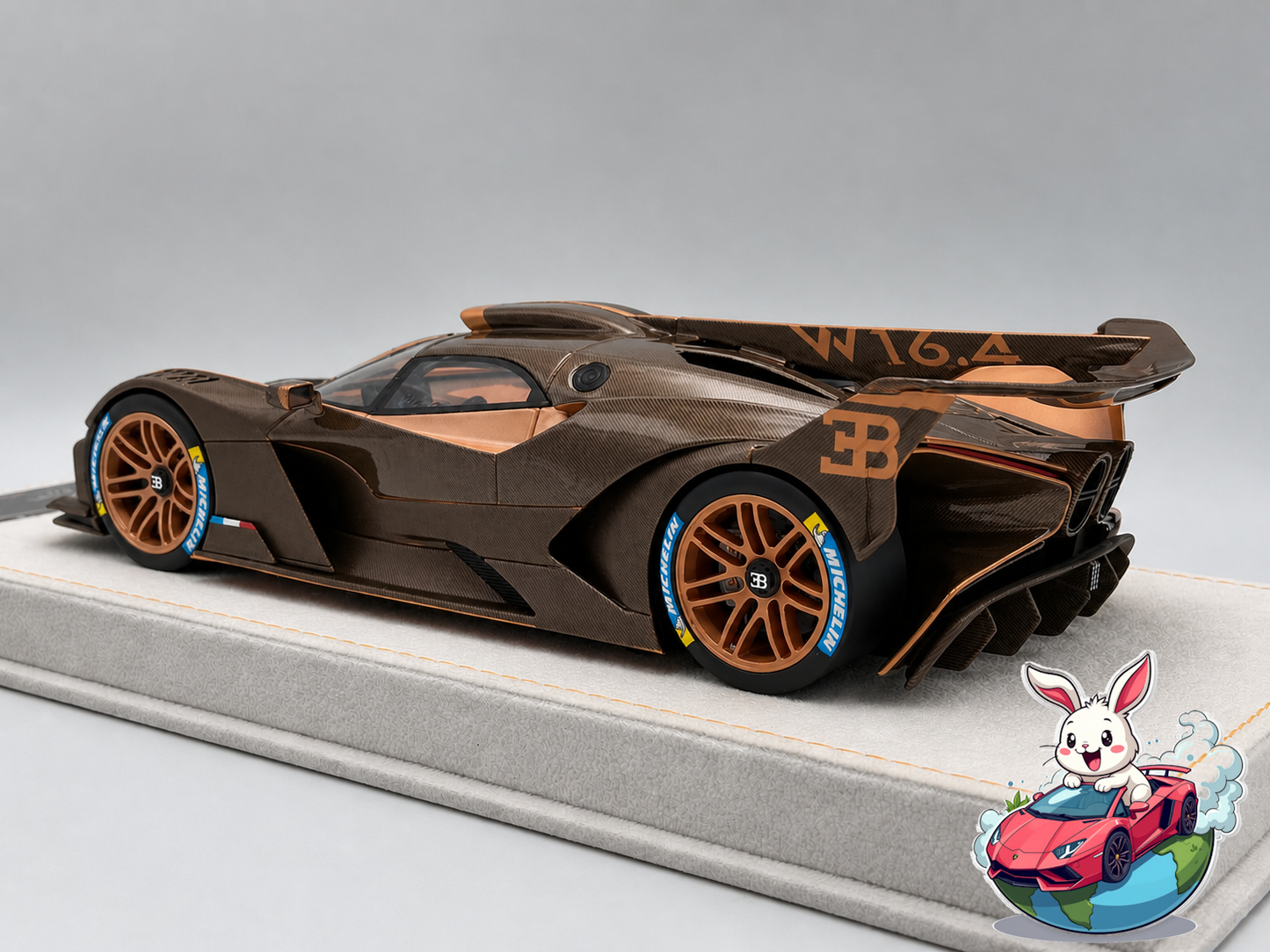 PREORDER Henson & Heaven 1:18 Bugatti Bolide (Brown Carbon) - Exclusive Model